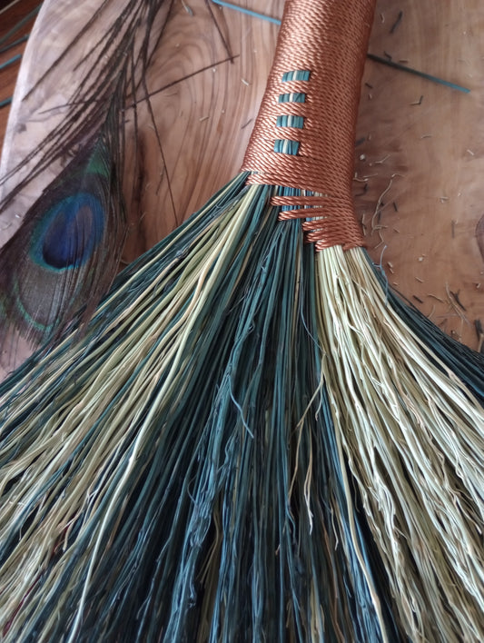 Copper Hush small hand broom